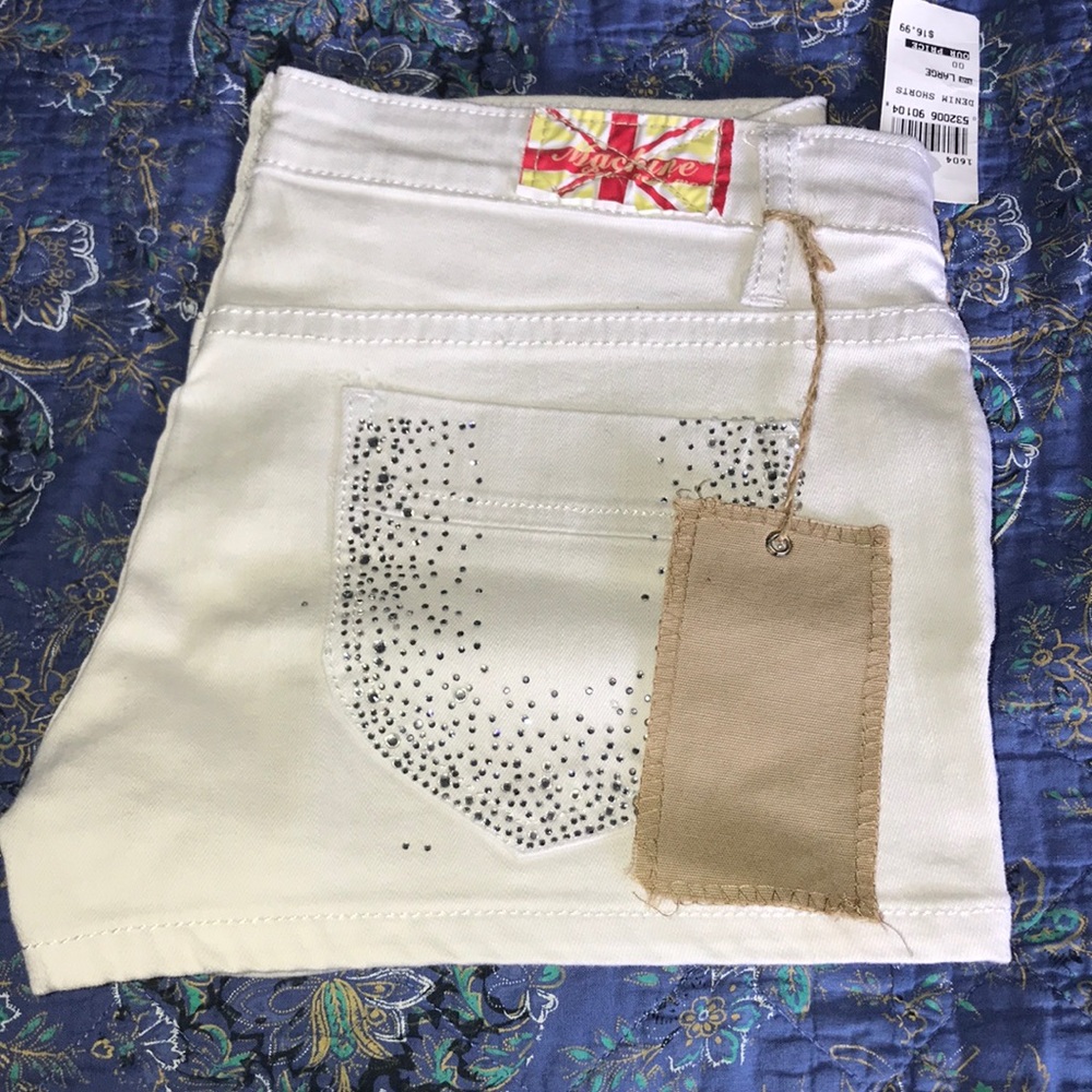 NWT white shorts